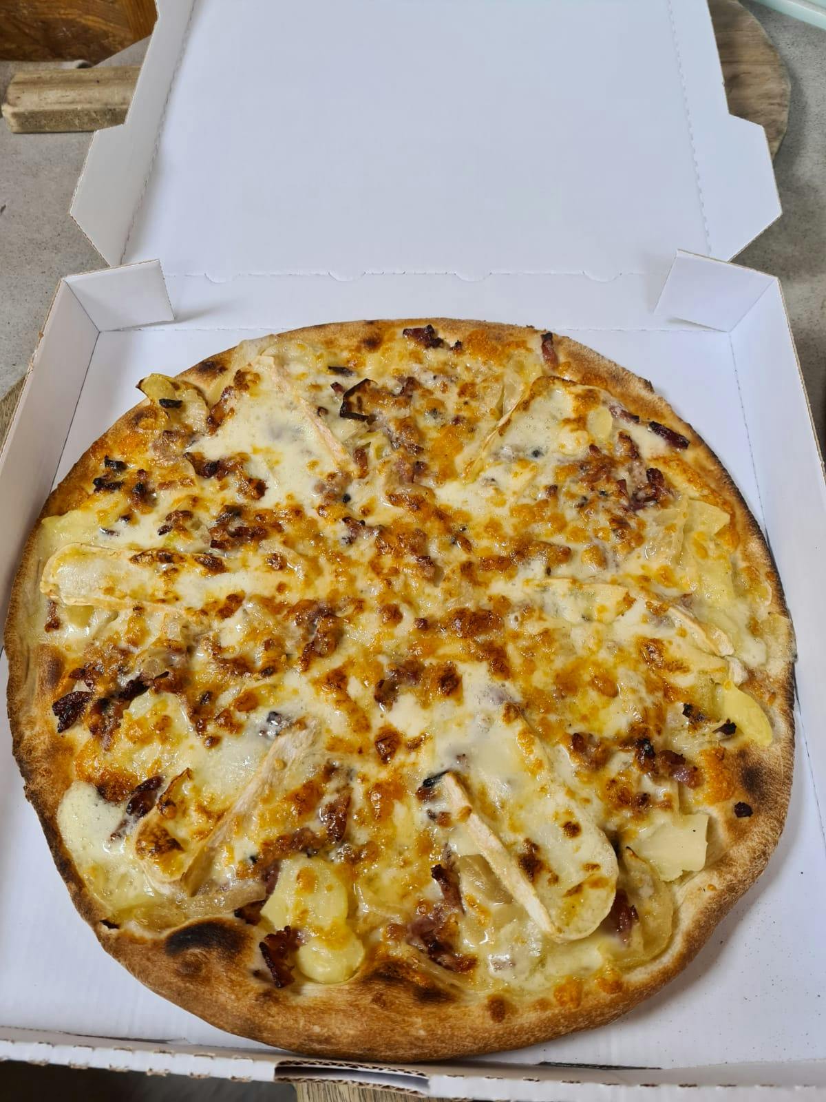 Image de la pizza Tartiflette
